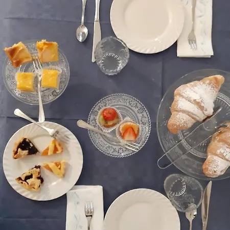 Bed & Breakfast Reggiolacittainvisibile Reggio Emilia